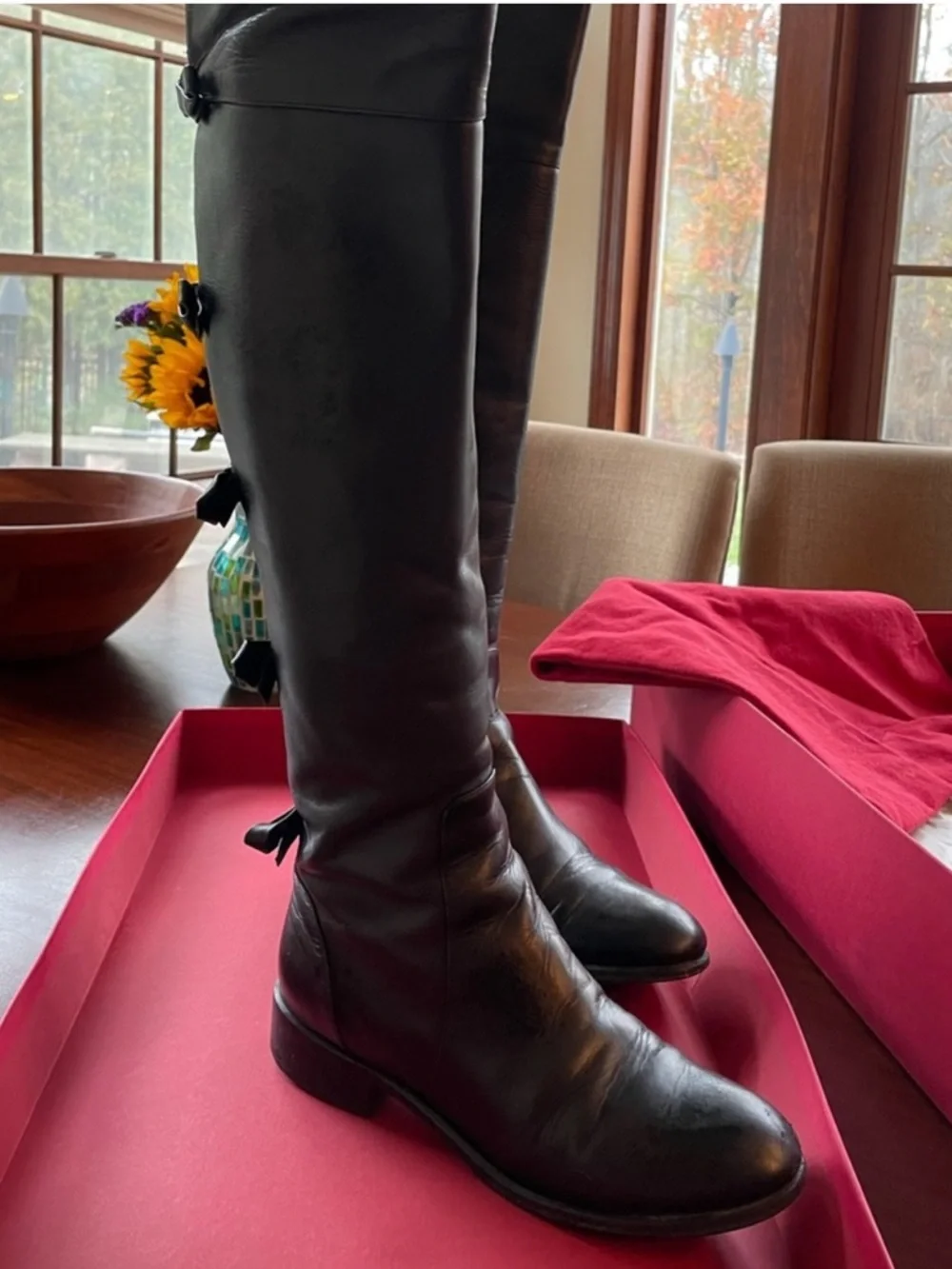 Valentino authentic knee